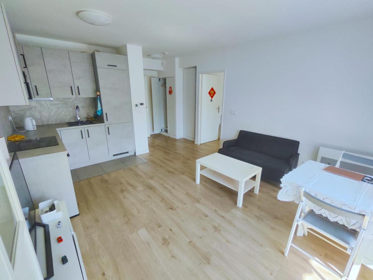 Cozy Sunshine Apartment With Balcony 4 Persons Max Ivry-sur-Seine Eksteriør billede