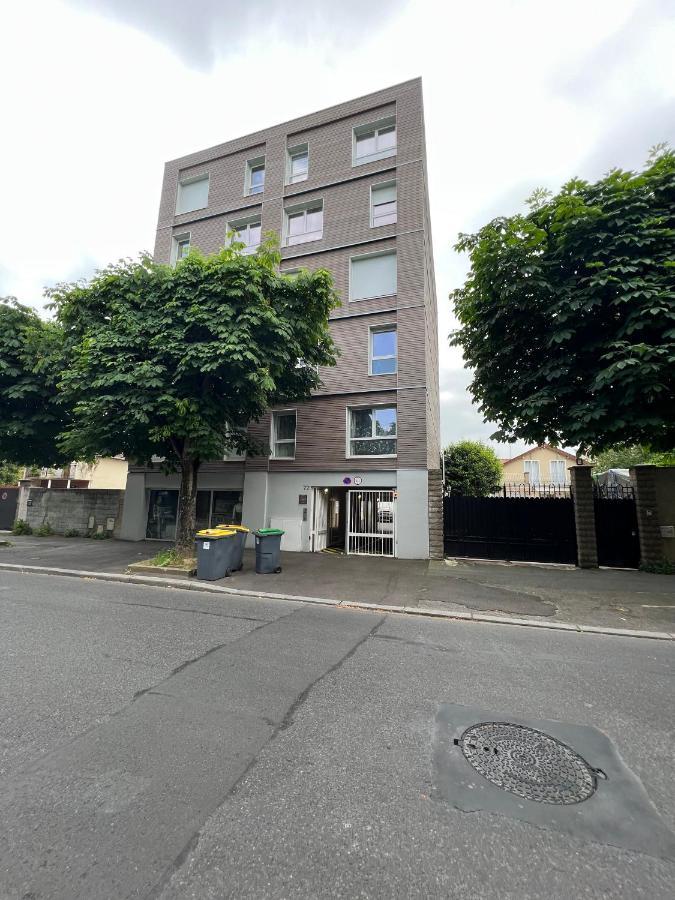Cozy Sunshine Apartment With Balcony 4 Persons Max Ivry-sur-Seine Eksteriør billede