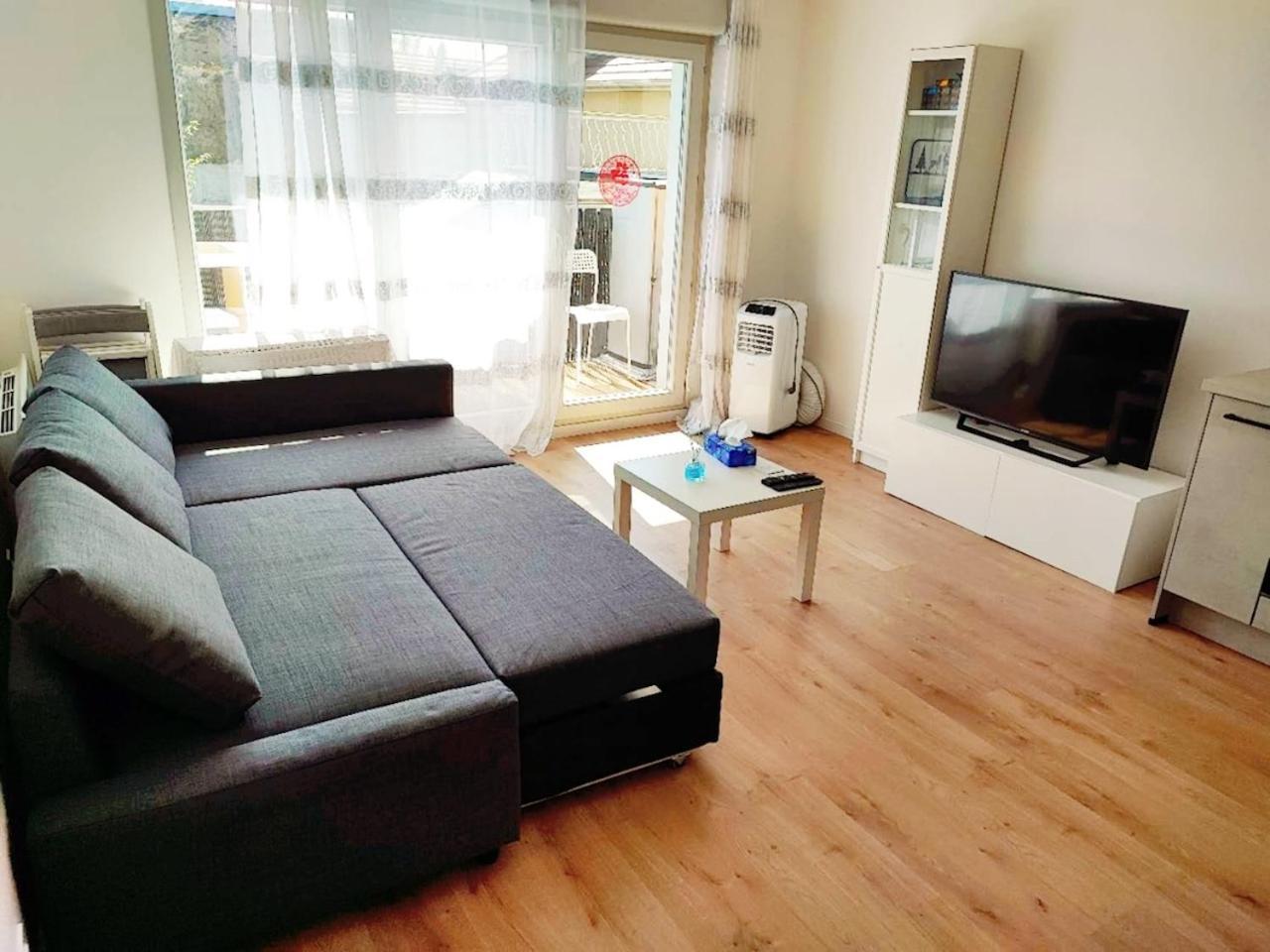 Cozy Sunshine Apartment With Balcony 4 Persons Max Ivry-sur-Seine Eksteriør billede